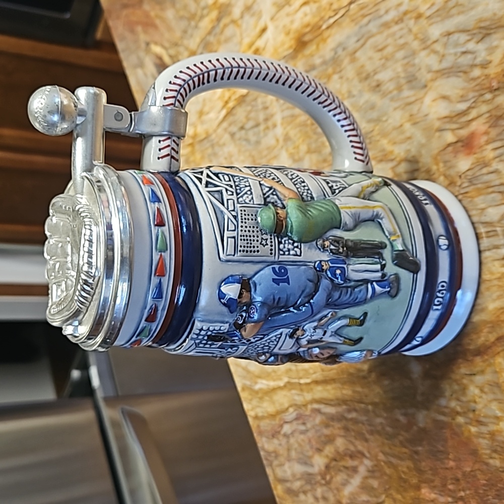 AVON History of Great American BASEBALL 3D Lidded Beer Stein Cup Mug